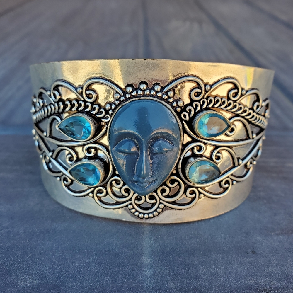 New Carved Goddess Face Blue Quartz 925 Silver Bracelet.